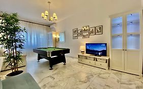 Elegant Vatican Metro & Golf Rome